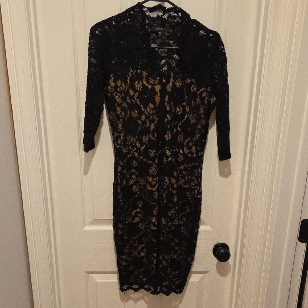 Karen Kane Black and Tan V-Neck Cocktail Dress